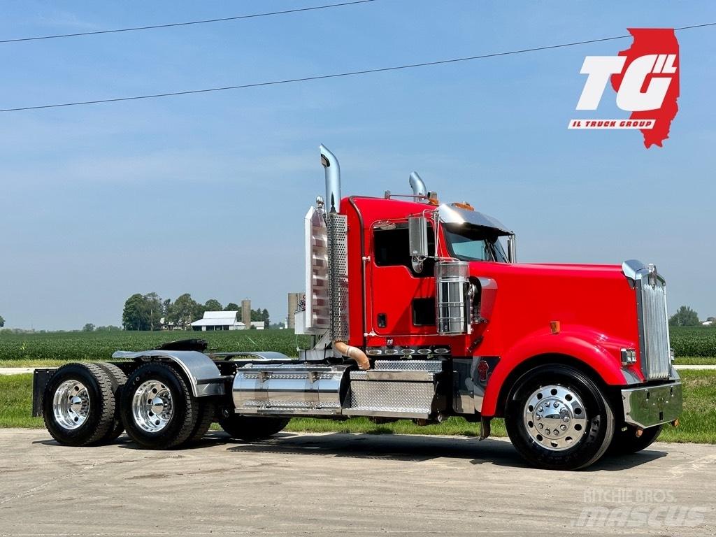 Kenworth W900 曳引機組件