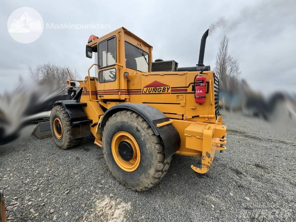 Ljungby 1322 輪胎式裝載機