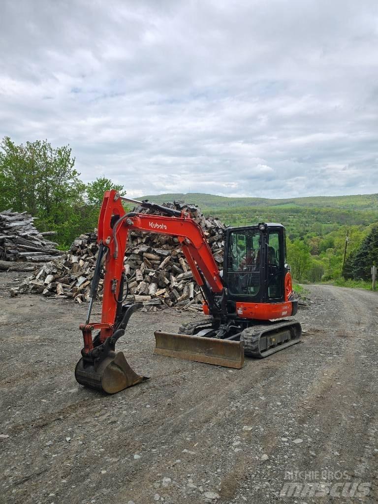 Kubota KX 040-4 小型挖土機/掘鑿機<7t(小型挖掘機)