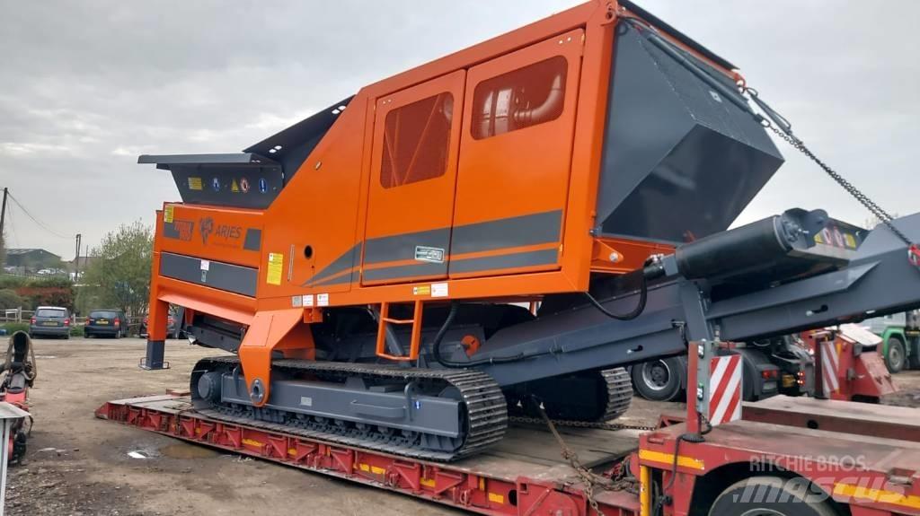 Arjes Titan 900 其他物料運輸工具