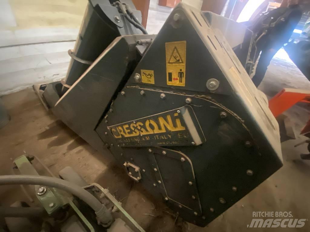 Cressoni Plukkebord 聯合收割機頭