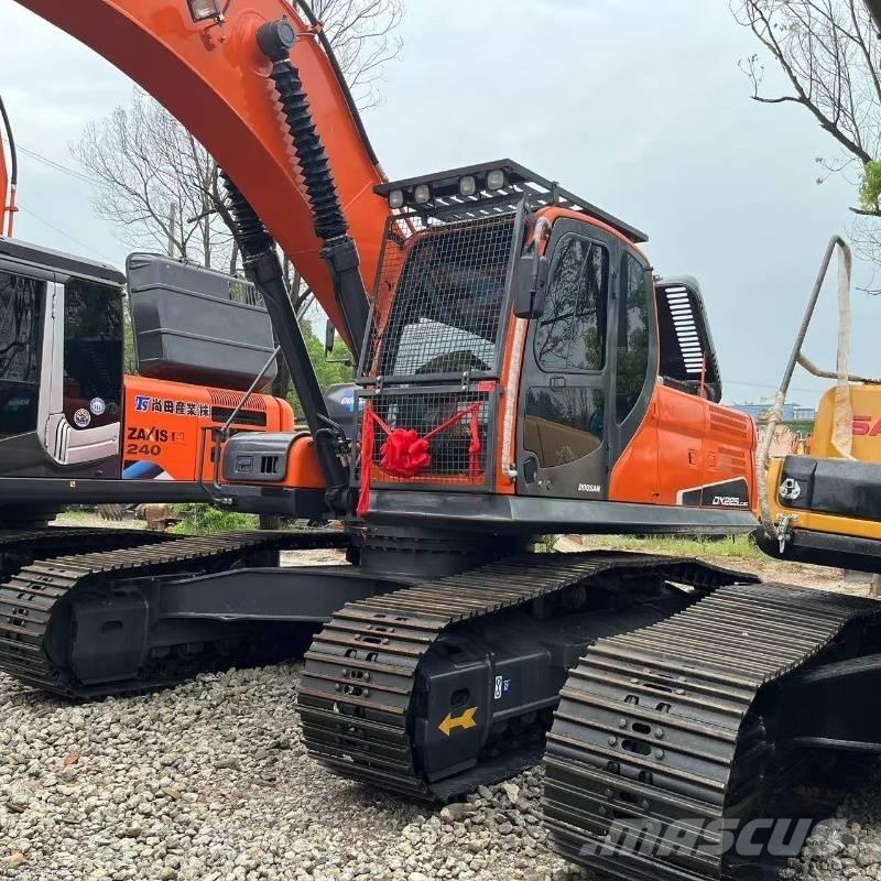 Doosan DX225 履帶式 挖土機/掘鑿機/挖掘機