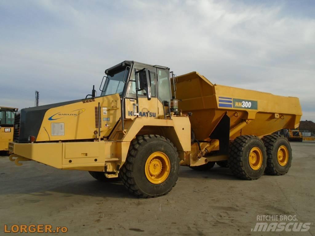 Komatsu HM300-2 鉸接式起吊車