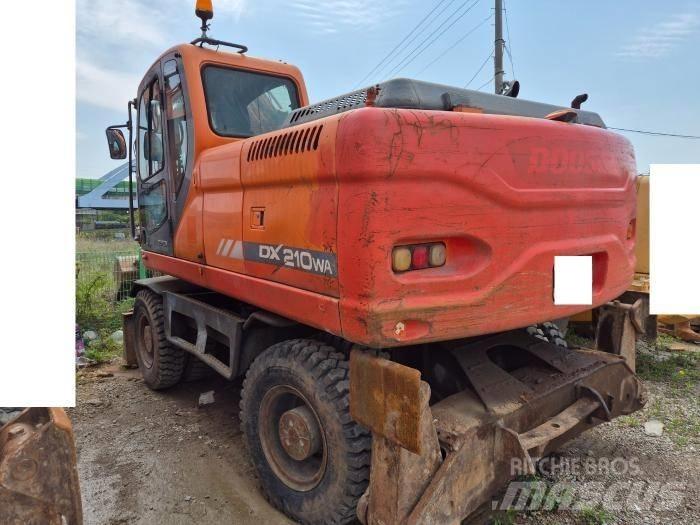 Doosan DX210WA 旋轉式挖土機/掘鑿機/挖掘機