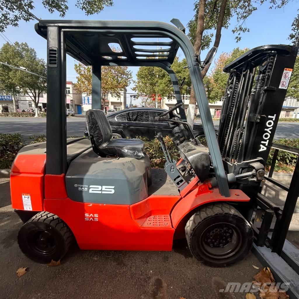 Toyota 2.5t 柴油卡車