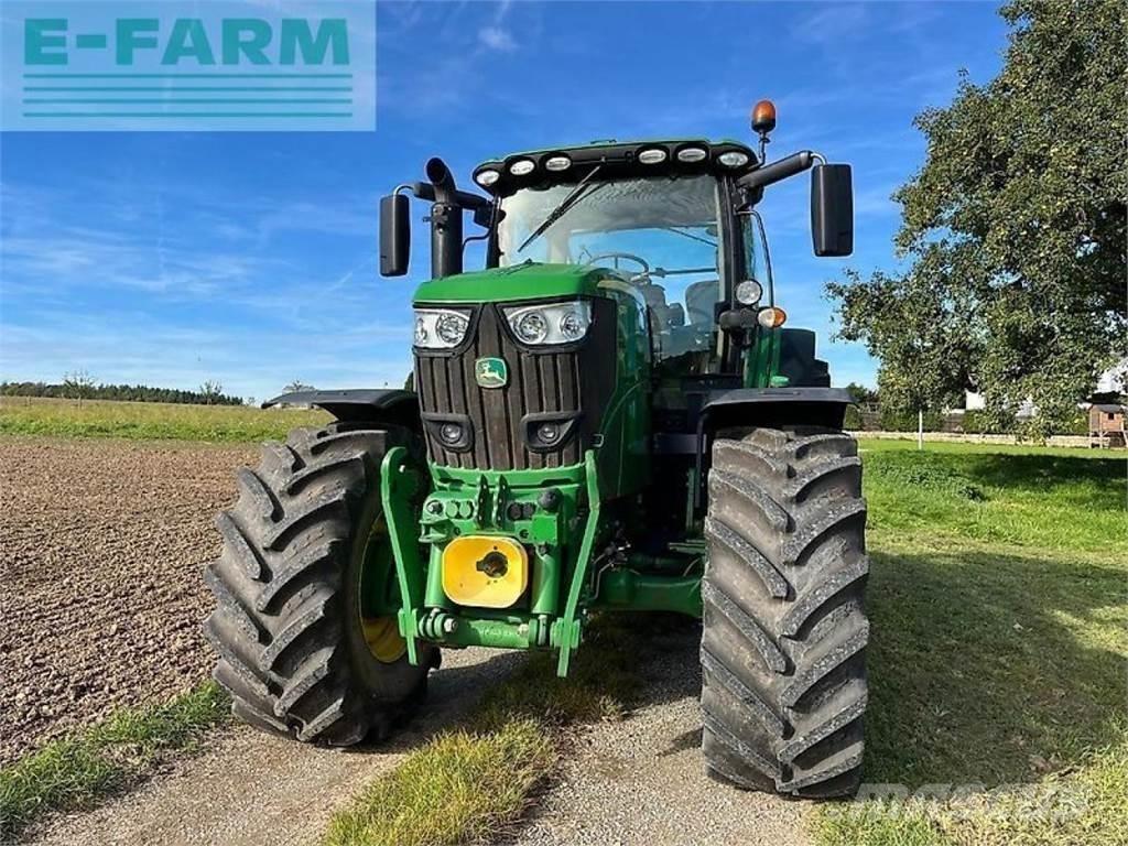 John Deere 6215r 曳引機