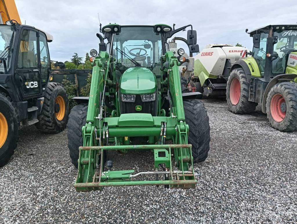 John Deere 5125 R 曳引機