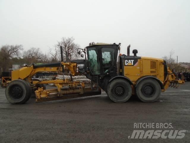CAT 140 M 2 AWD 平土機