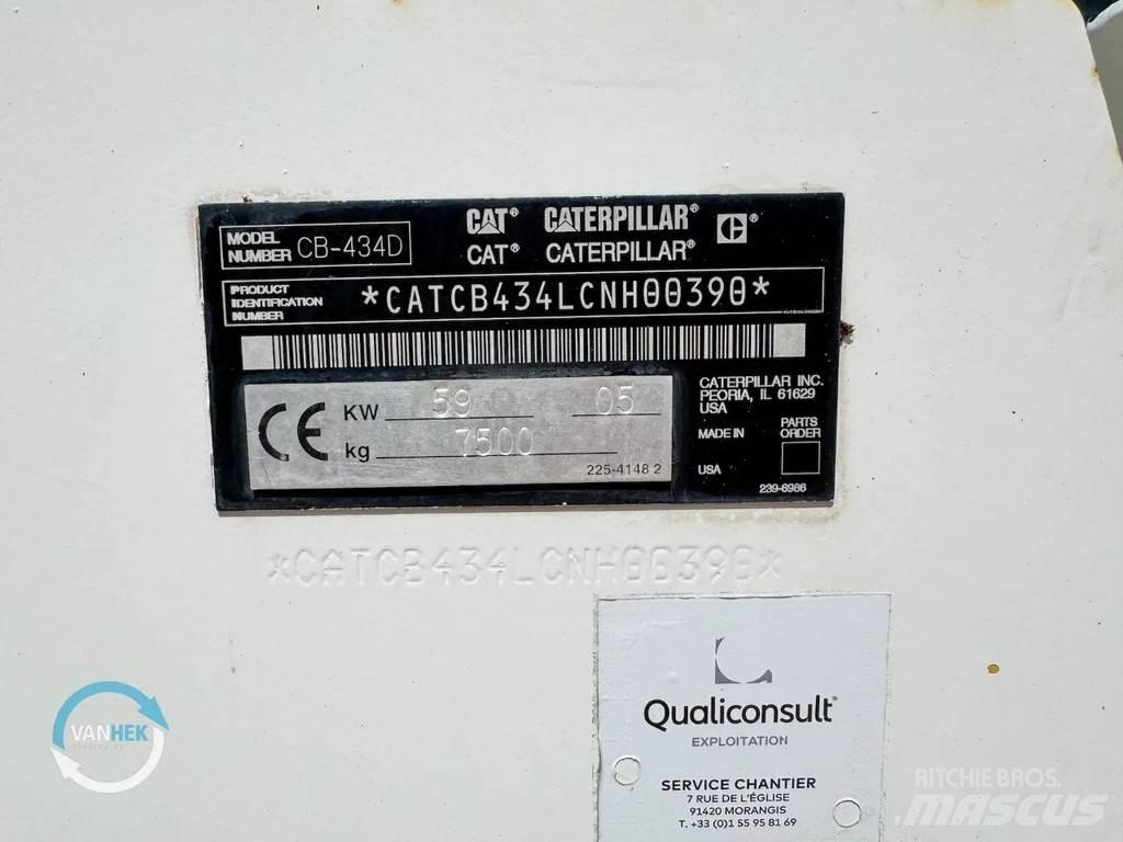 CAT CB434D 雙輪滾壓機