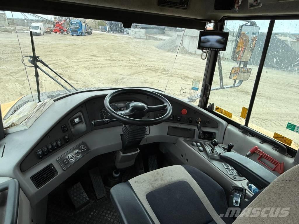 Volvo A 35 G 鉸接式起吊車