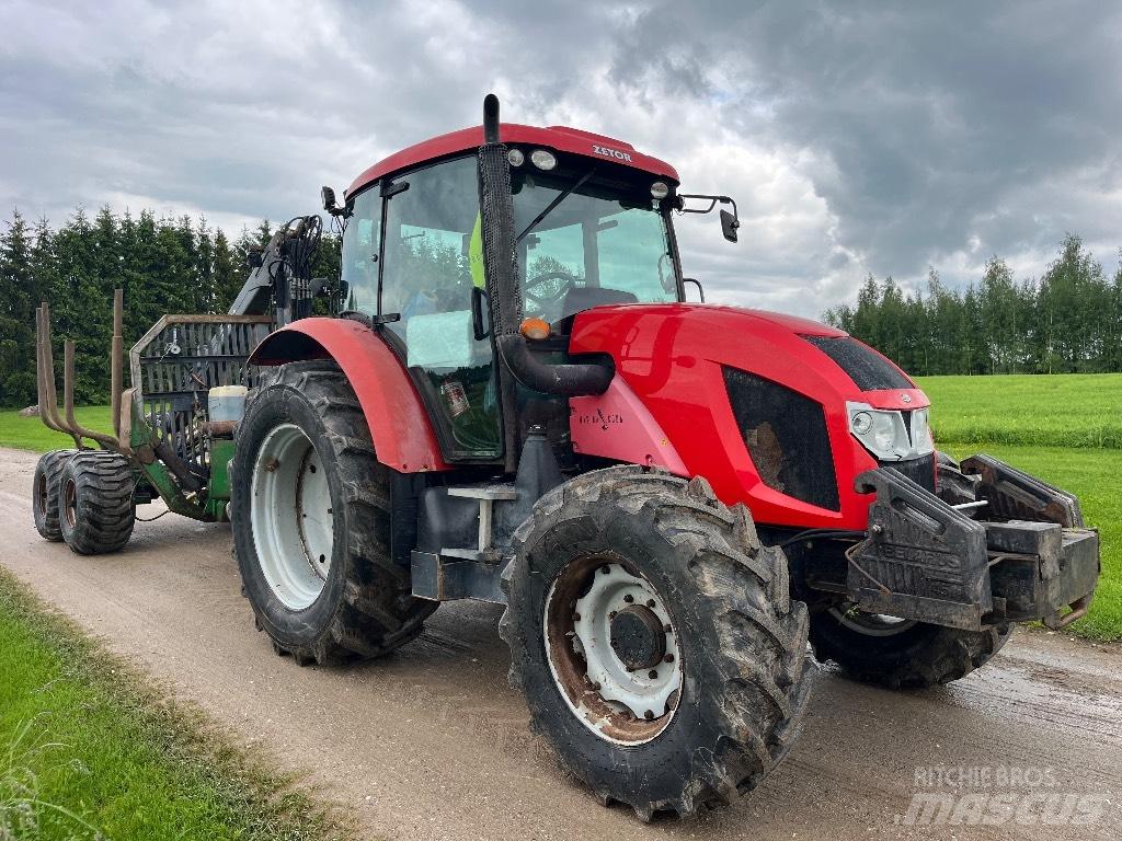 Zetor FORTERRA 135 集材機