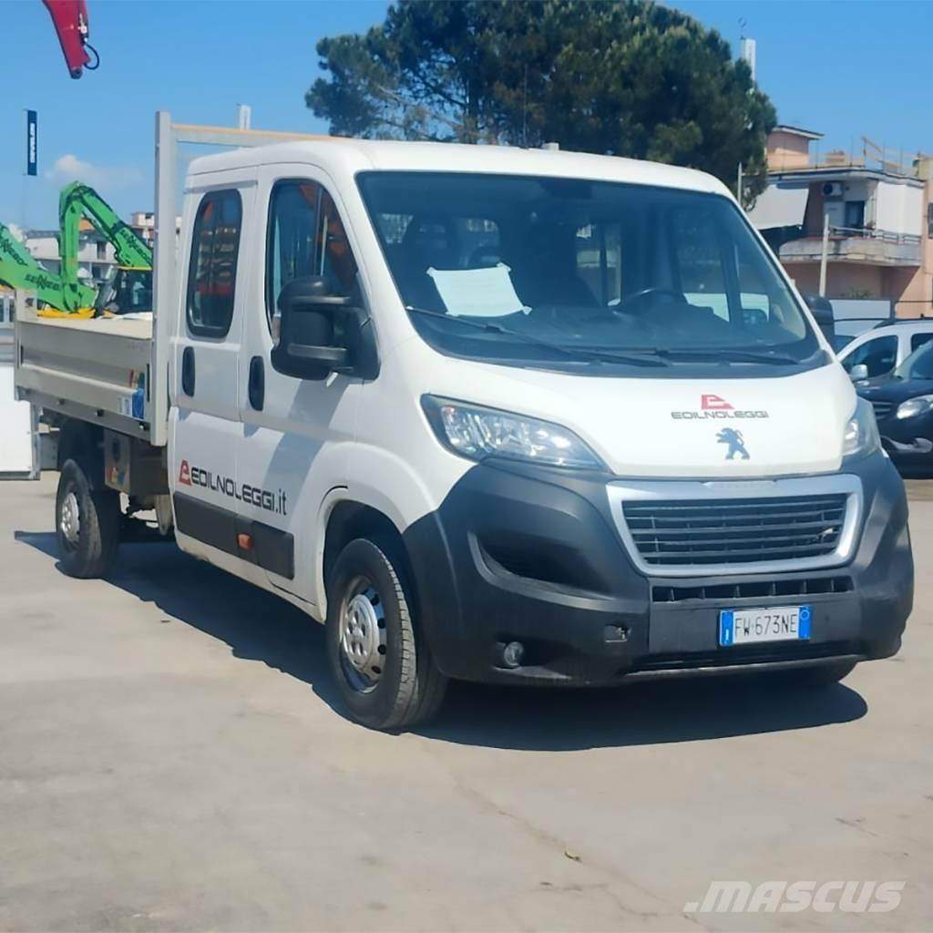 Peugeot Boxer 車廂