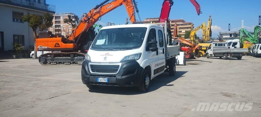 Peugeot Boxer 車廂