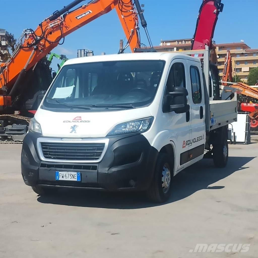 Peugeot Boxer 車廂