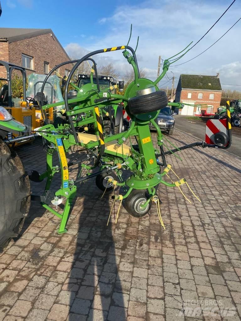 Krone Vendro 470 耙與翻草機