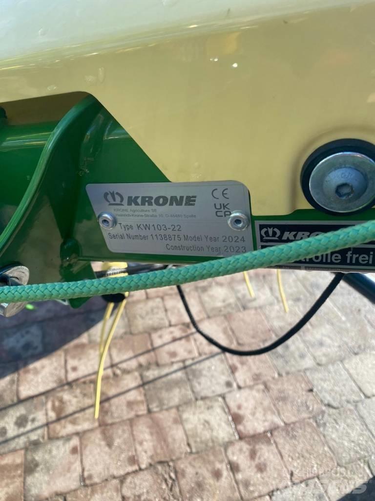 Krone Vendro 470 耙與翻草機