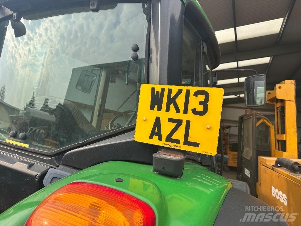John Deere 6210 曳引機