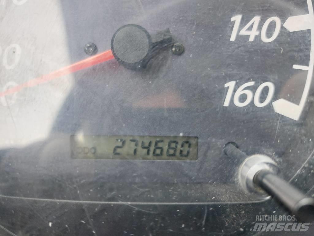 Isuzu NPR 85 篷布卡車
