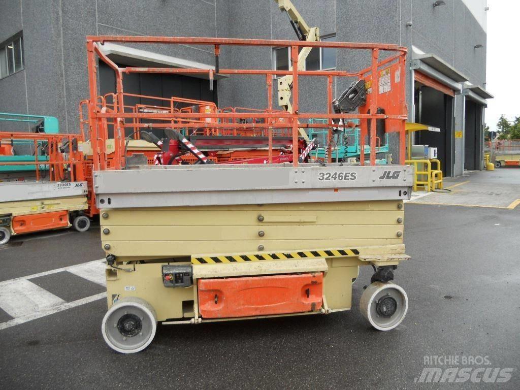 JLG 3246 剪式升降機
