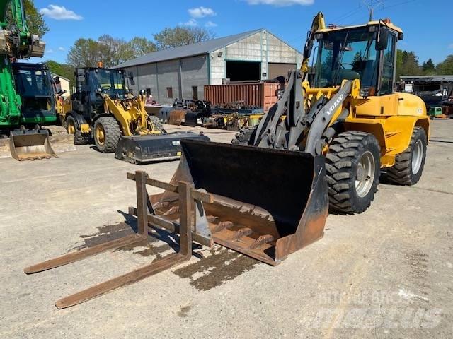 Volvo L 40 B TP 輪胎式裝載機