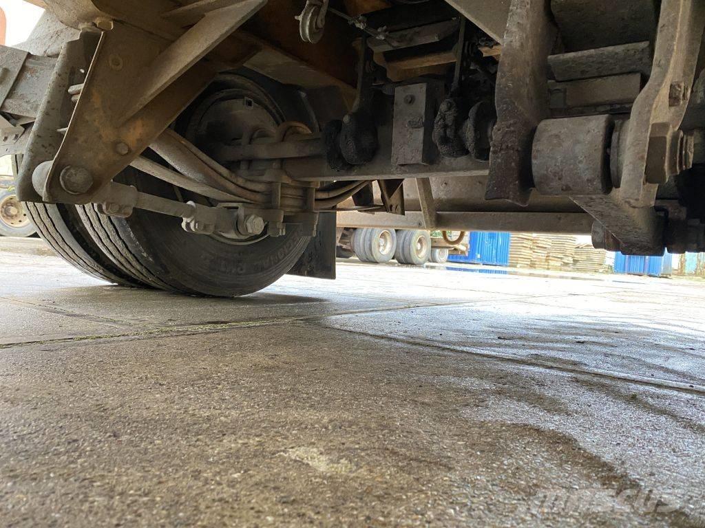 AJK AEE/10-2 貨櫃框架拖車