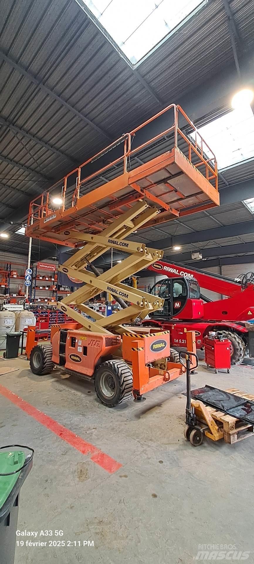 JLG 3394RT 剪式升降機