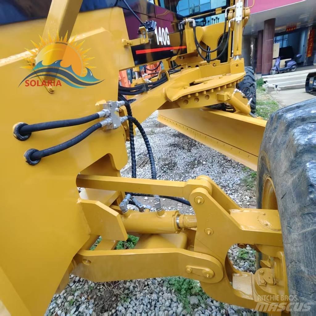 CAT 140 G 平土機