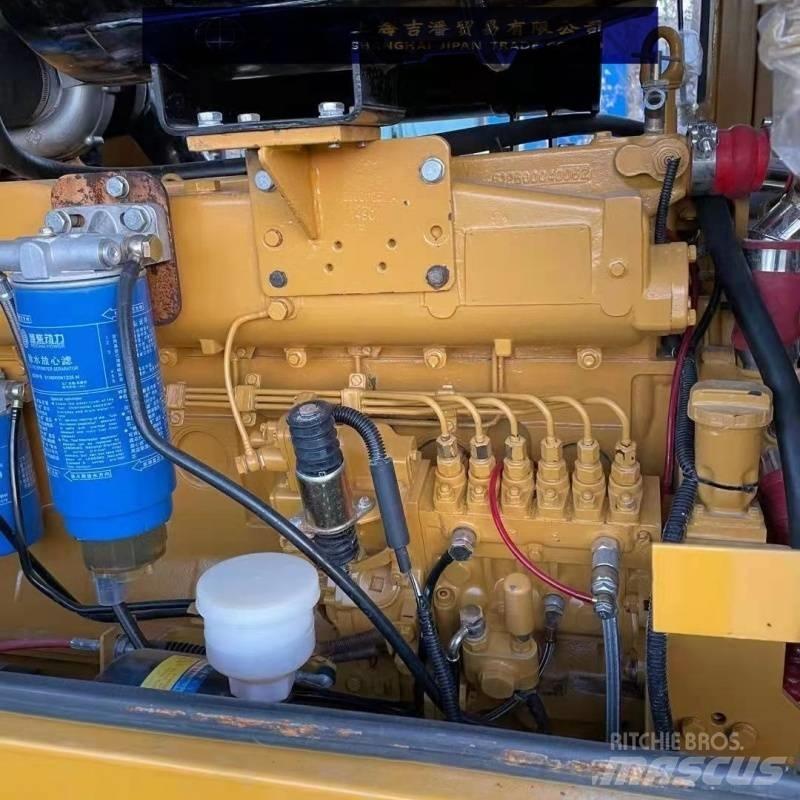 LiuGong CLG 835 輪胎式裝載機