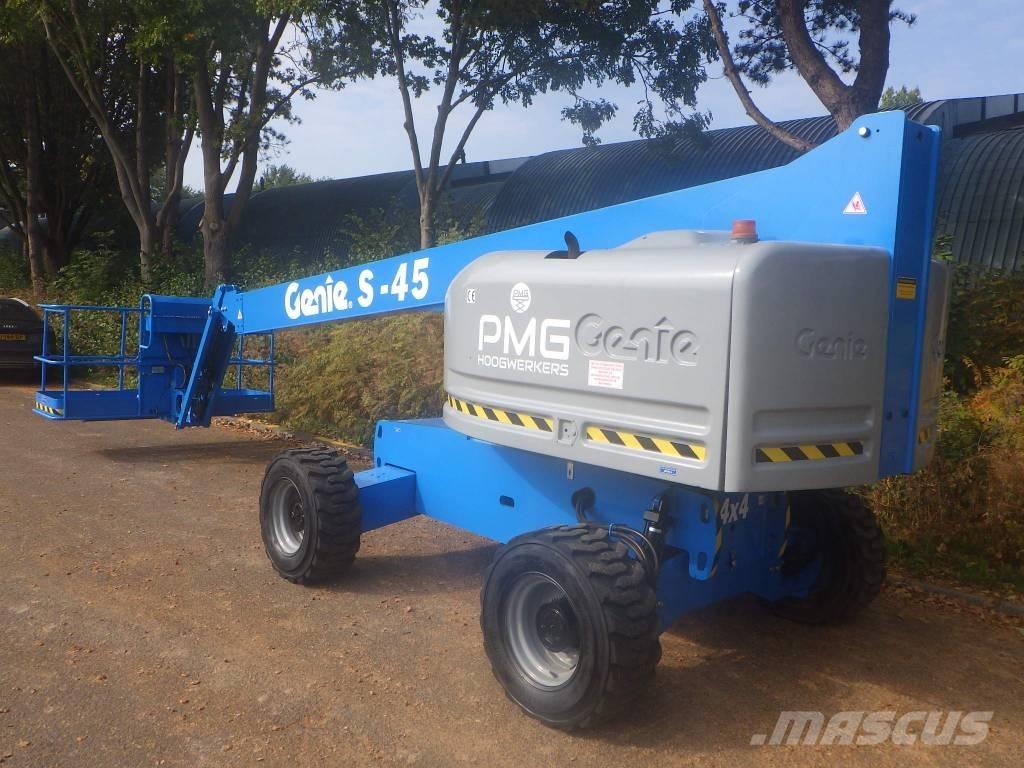 Genie S45 伸縮臂高空作業車