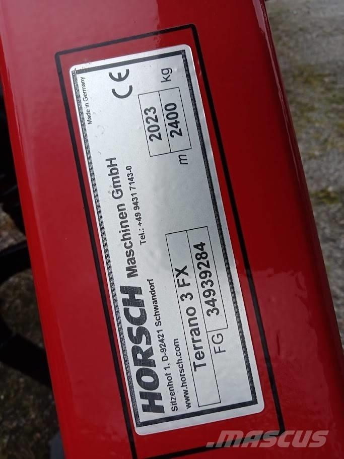Horsch Terrano 3 FX 中耕管理機