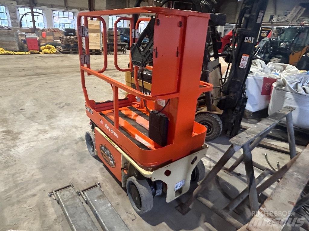 JLG 1230 ES 垂直升降工作台