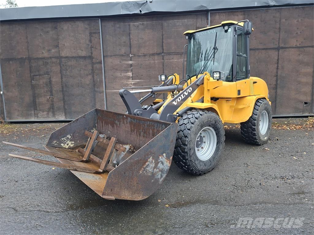 Volvo L30B 輪胎式裝載機
