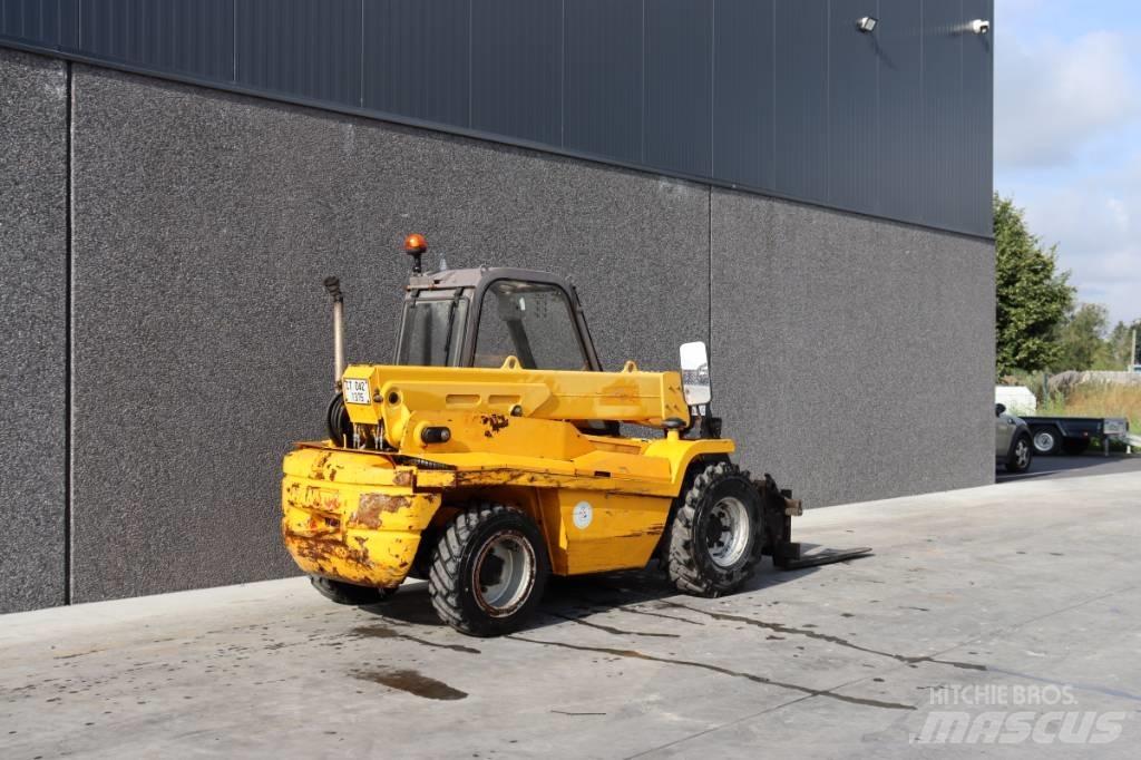 Manitou BT 420 伸縮臂操作車