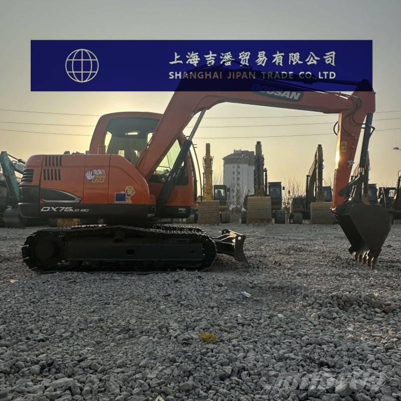 Doosan DX 75 中型挖土機/掘鑿機/挖掘機 7t-12t