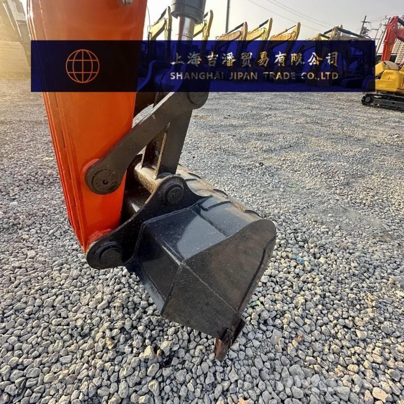 Doosan DX 75 中型挖土機/掘鑿機/挖掘機 7t-12t