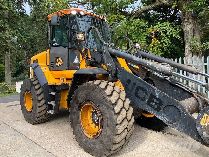 JCB 437 HT 輪胎式裝載機