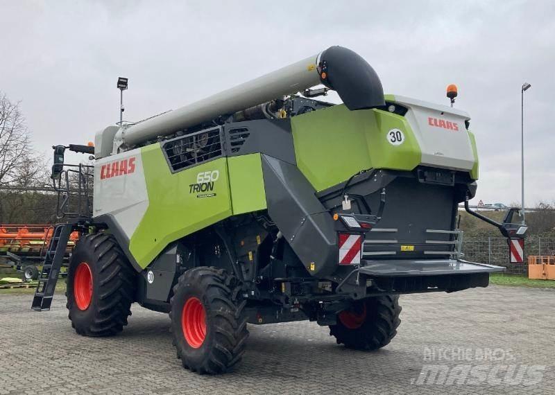 CLAAS TRION 650 聯合收穫機