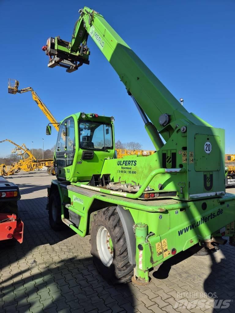 Merlo 45.21 MCSS 伸縮臂操作車