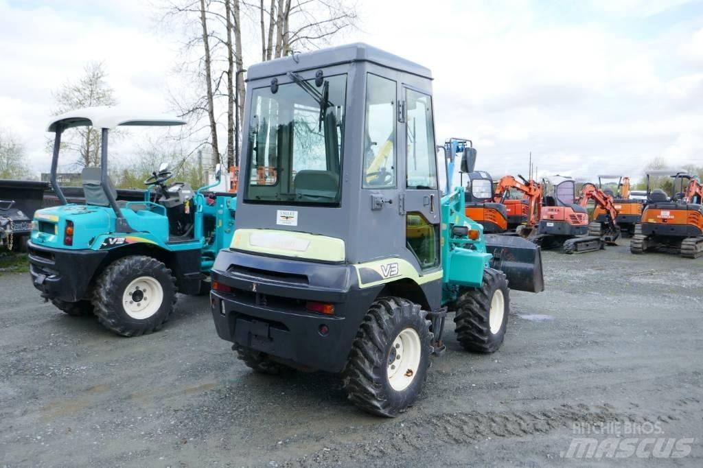 Yanmar V3-5B 輪胎式裝載機