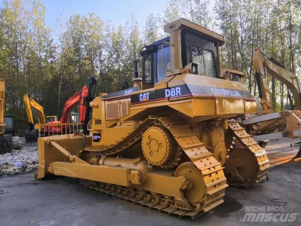 CAT D 8 R 履帶推土機