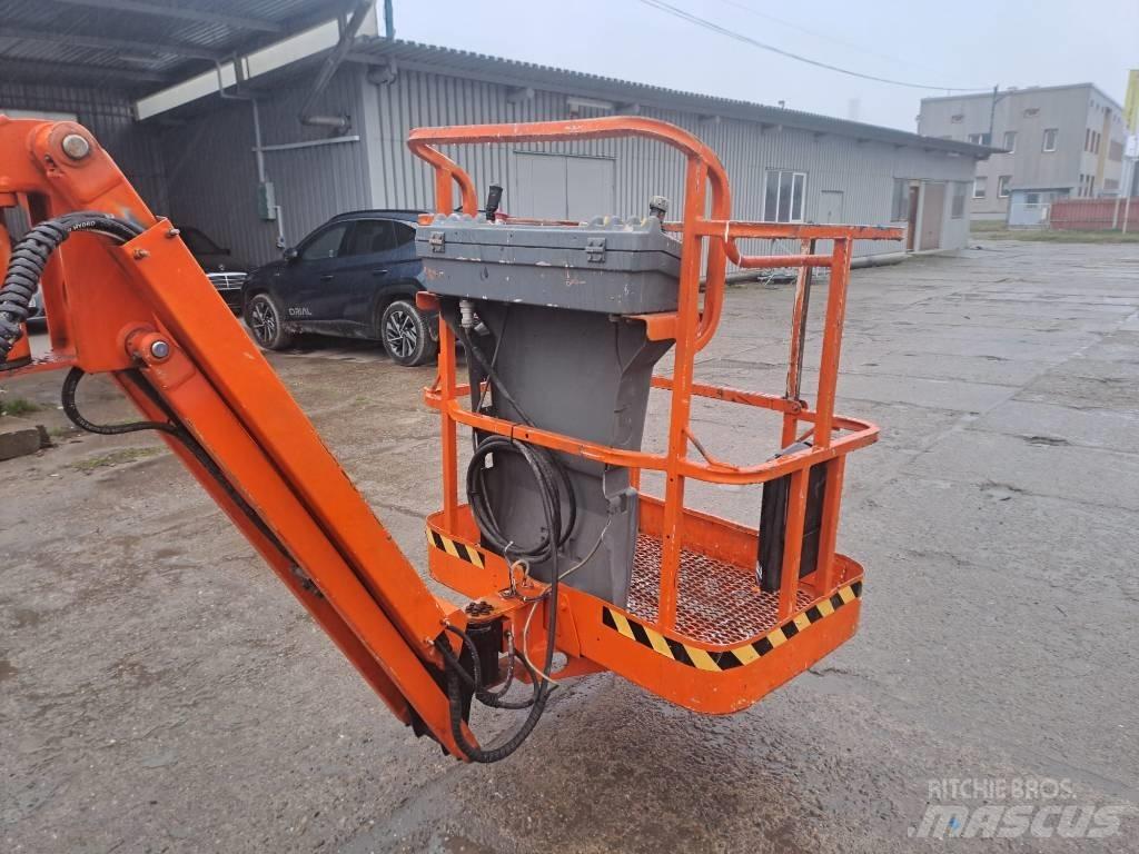 JLG E 300 AJP 曲臂高空作業車