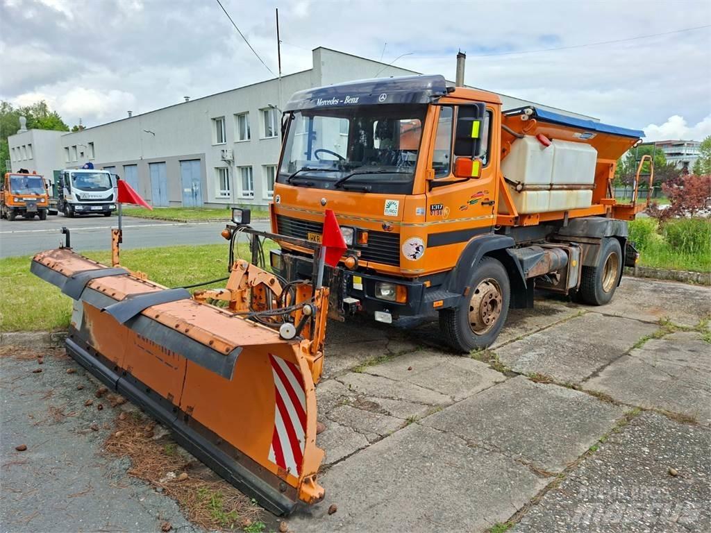 Mercedes-Benz 1317 商用底盤車