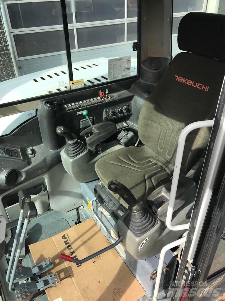 Takeuchi TB285 小型挖土機/掘鑿機<7t(小型挖掘機)
