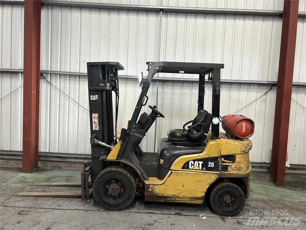 CAT GP25NT 液化石油氣LPG卡車
