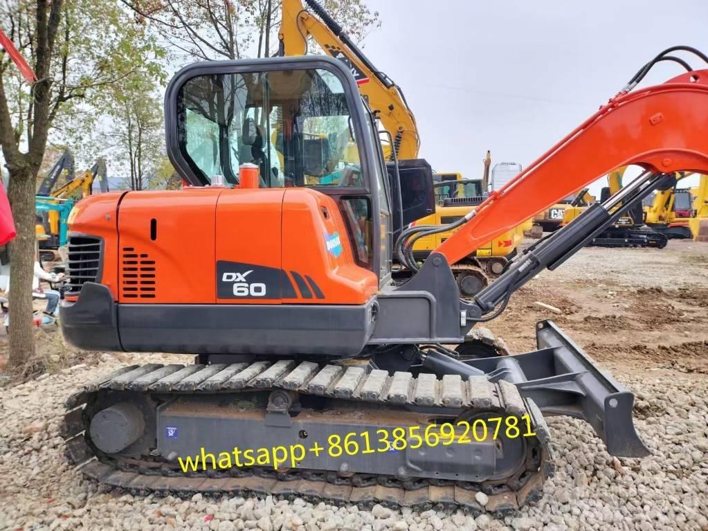 Doosan DX 60 小型挖土機/掘鑿機<7t(小型挖掘機)