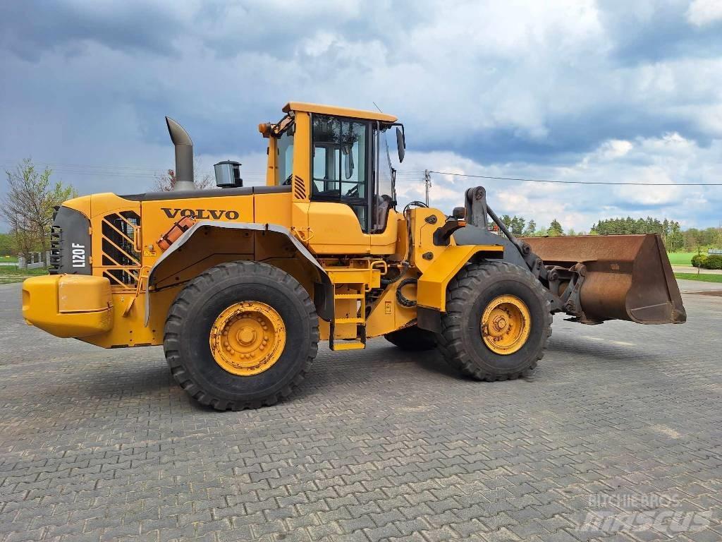 Volvo L 120 F 輪胎式裝載機