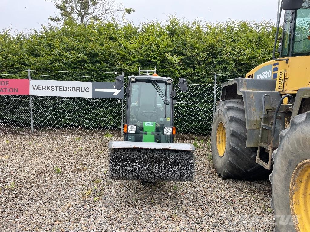 Egholm 2200 T 多用途機械