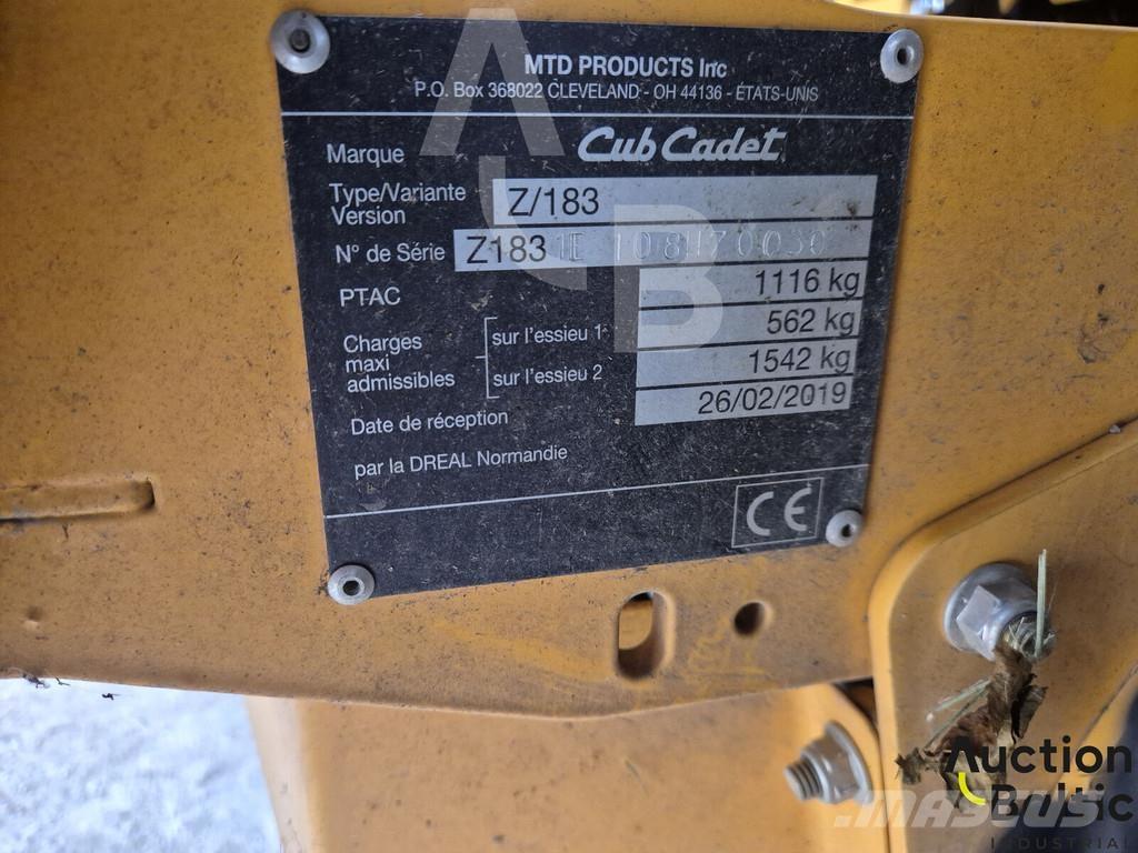Cub Cadet Z/183 騎乘式割草機