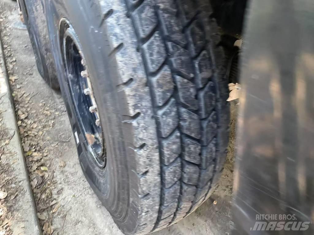 Sany STC 800 T5 越野起重機