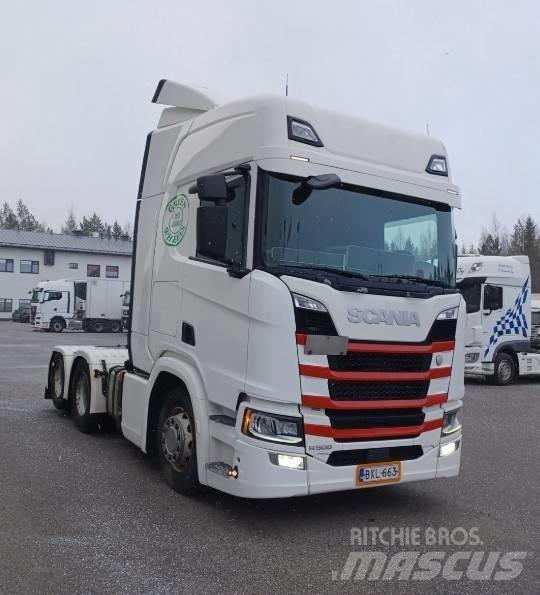Scania R500 6x2 曳引機組件
